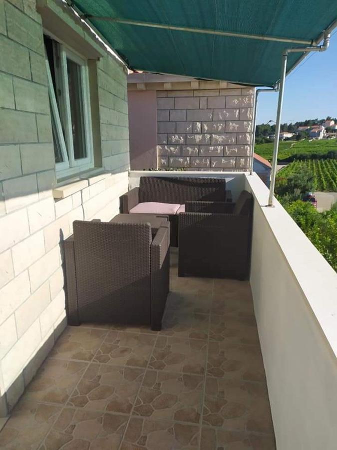 Apartments Sunce Лумбарда Екстер'єр фото