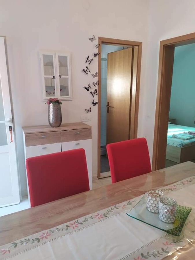 Apartments Sunce Лумбарда Екстер'єр фото