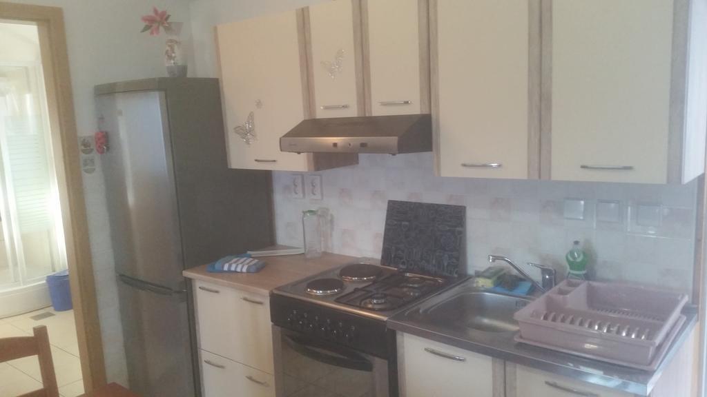 Apartments Sunce Лумбарда Екстер'єр фото
